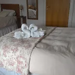 B&B River Accomodation 위클로
