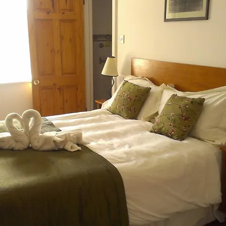 فندق مبيت وإفطار River Accomodation 3*