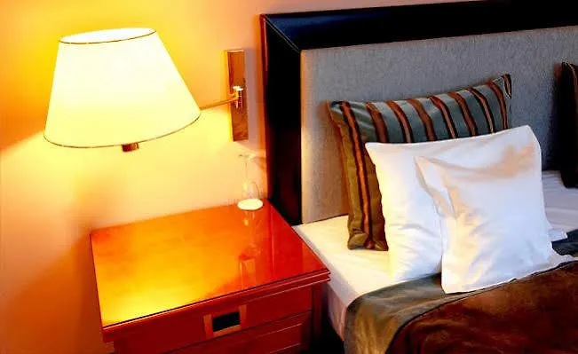 住宿加早餐酒店 River Accomodation 3*